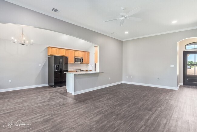 Building Photo - 3287 Grand Lake Dr