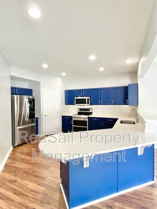 Building Photo - 642 Kelso Dr