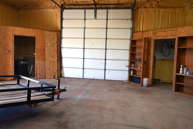 Building Photo - 2460 Wranglers Retreat