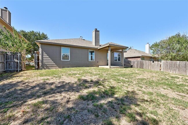 Building Photo - 166 Pecanwood N