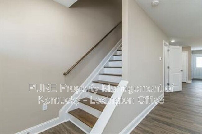 Building Photo - 1122 Judah Bear Blvd