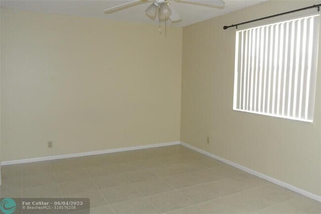 Building Photo - 5801 Riverside Dr