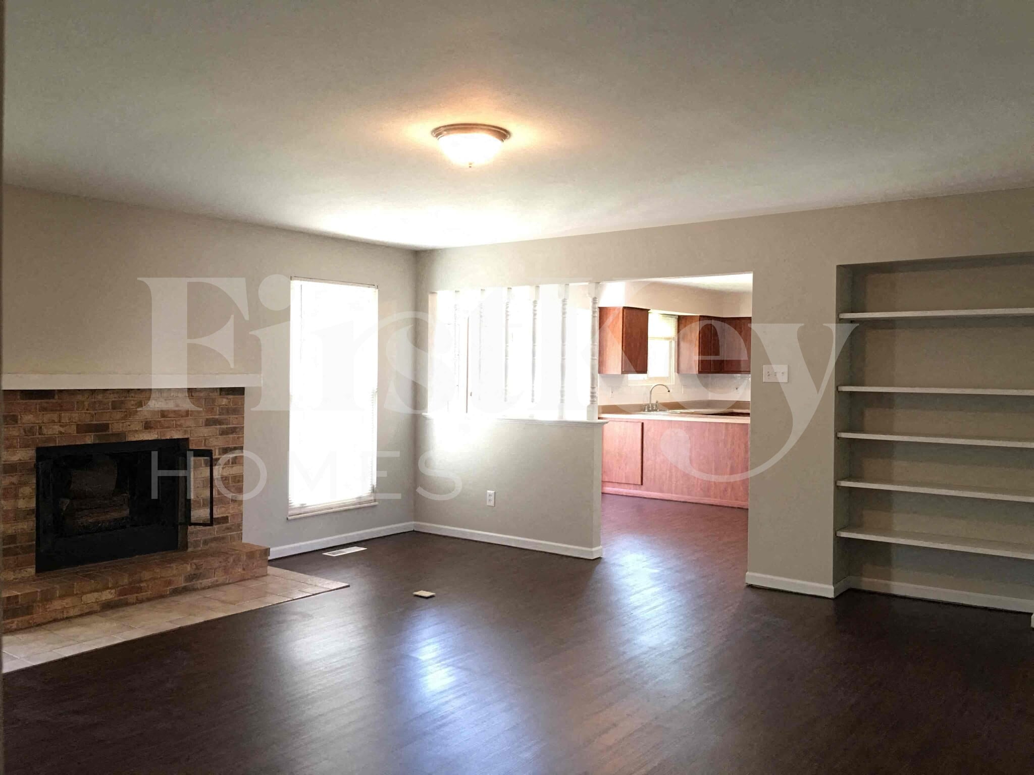 Building Photo - 5 Les Cherbourg Ct