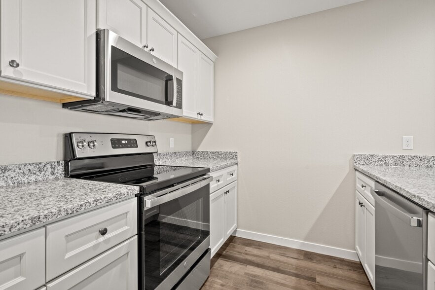 Building Photo - 7204 Thunder Vly Dr