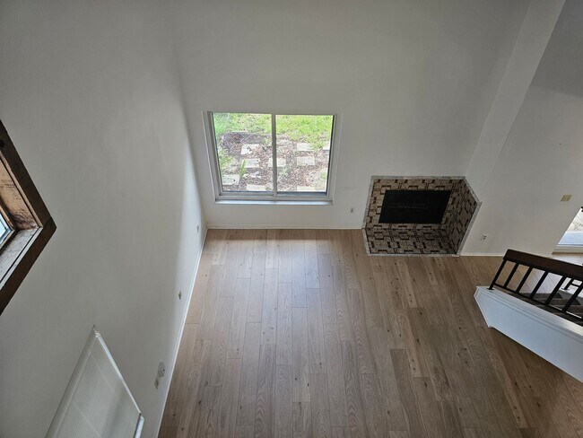 Building Photo - FABOULOUS 3 BEDROOM / 2.5 BATH / 2 CAR GARAGE HOME - WINTER SPRINGS (THE HIGHLANDS)