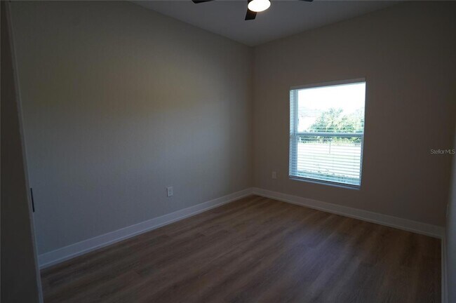 Building Photo - 12032 Tetzel Ave