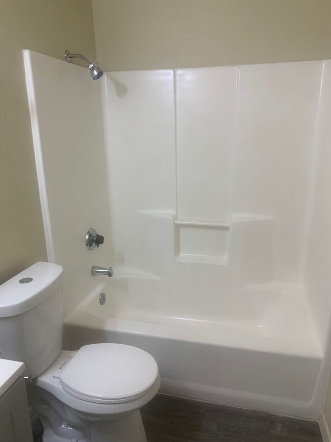 Building Photo - 8305 Garcreek Cir