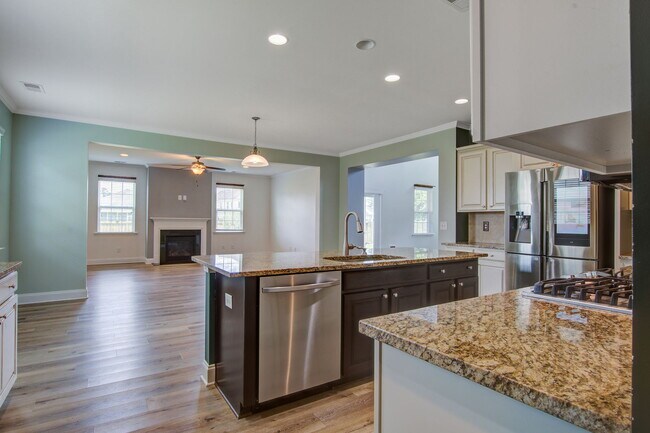 Building Photo - 158 Lindera Preserve Blvd