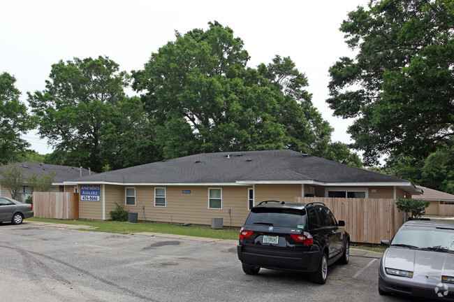 Building Photo - Lanier Apartments