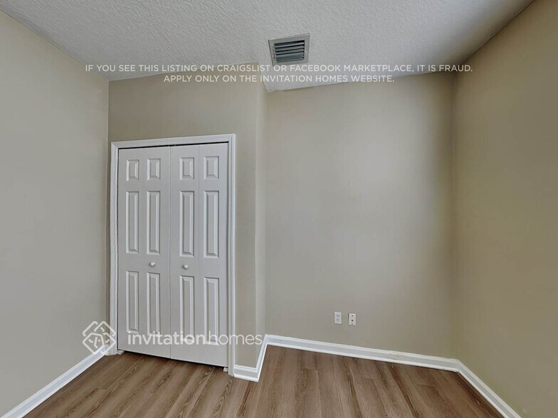 Building Photo - 551 Cressa Cir