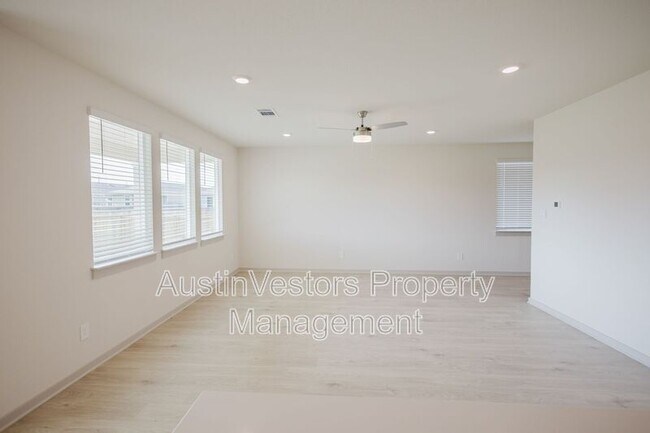 Building Photo - 413 Millbrook Blvd