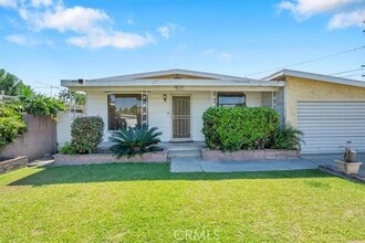 Building Photo - 9241 Vicki Dr