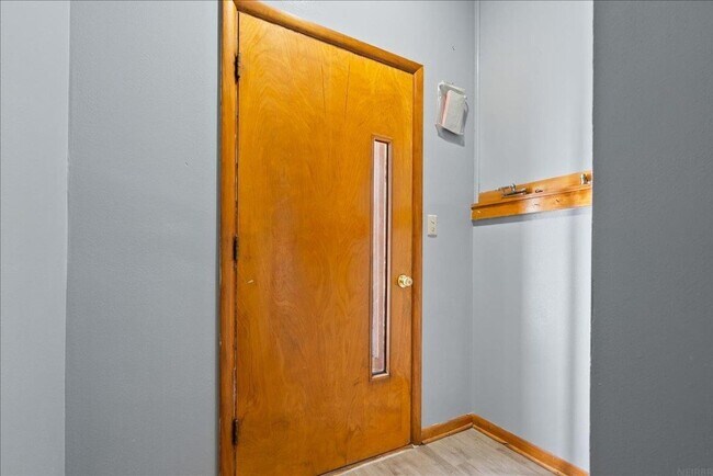 Building Photo - 1416 Starview Dr