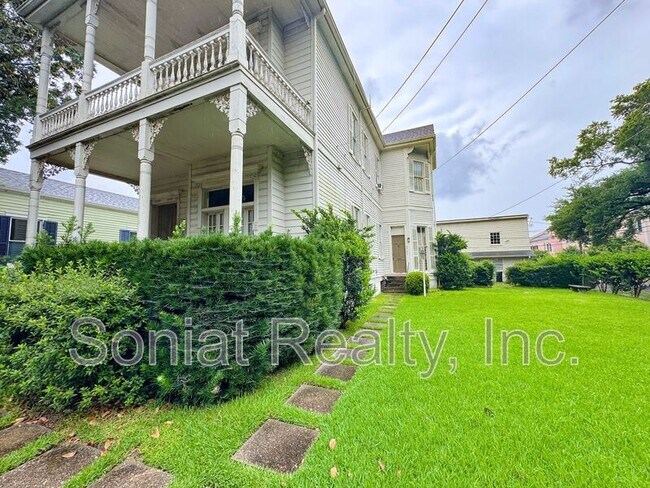 Building Photo - 3707 Camp St