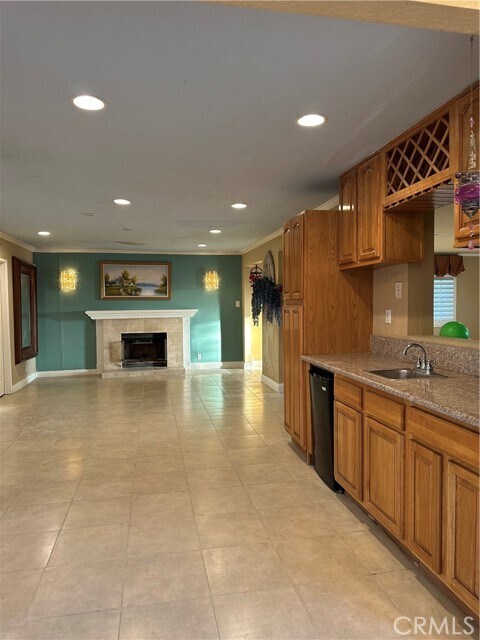 Building Photo - 24237 Seagreen Dr