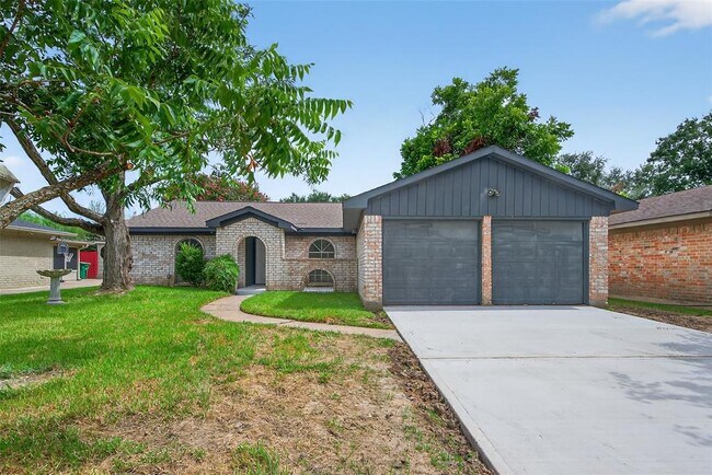 Primary Photo - 7635 Dawnridge Dr