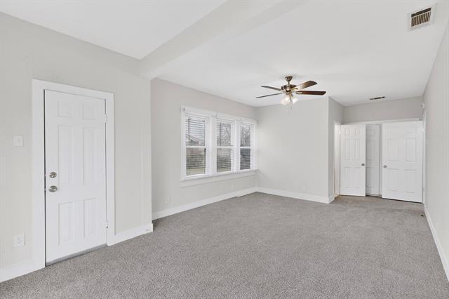 Building Photo - 2009 Berwick Ave