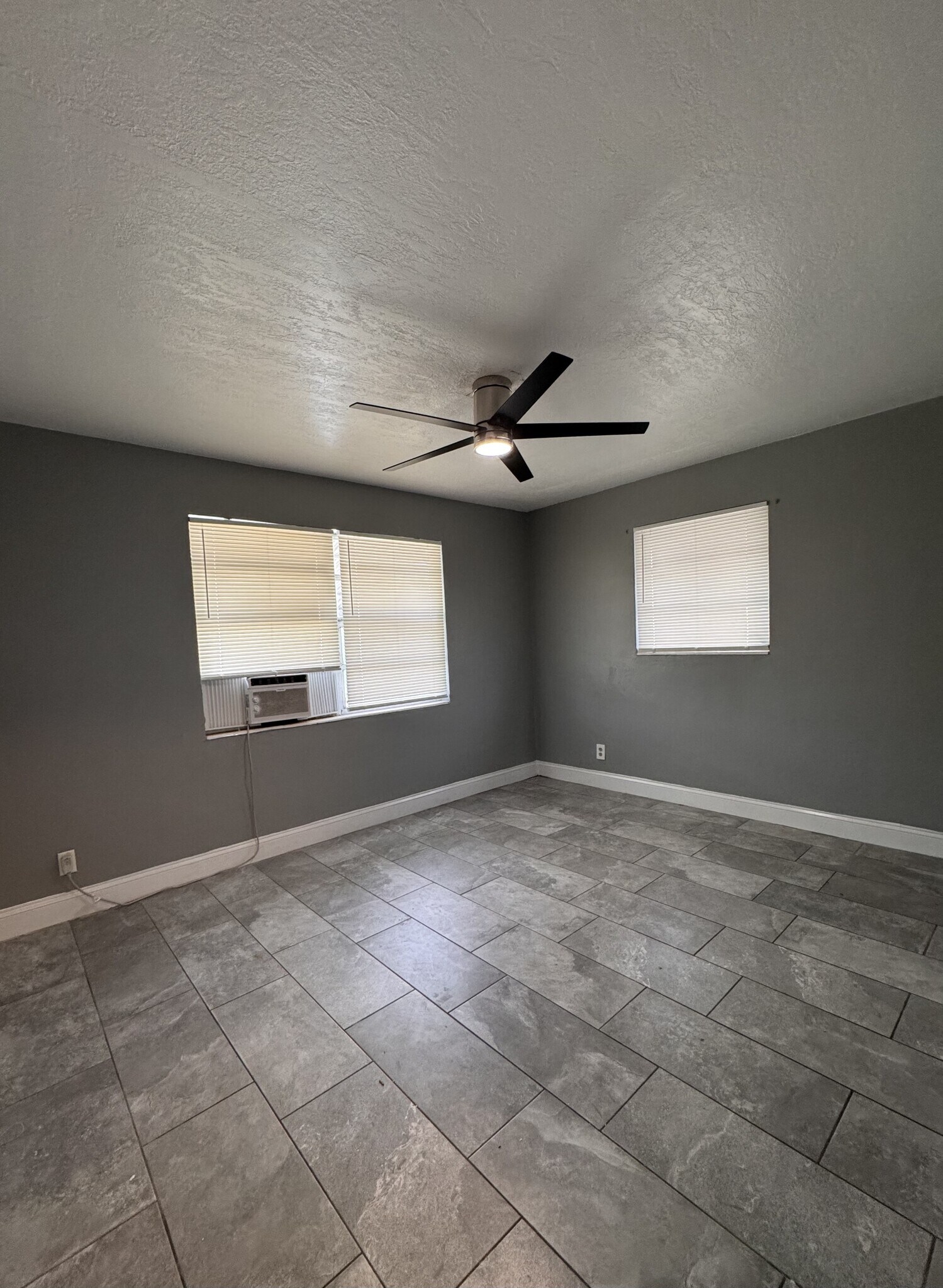 Master Bedroom - 128 NW 13th Avenue