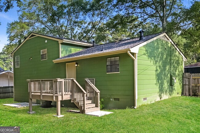 Building Photo - 174 Slicky Rock Ct