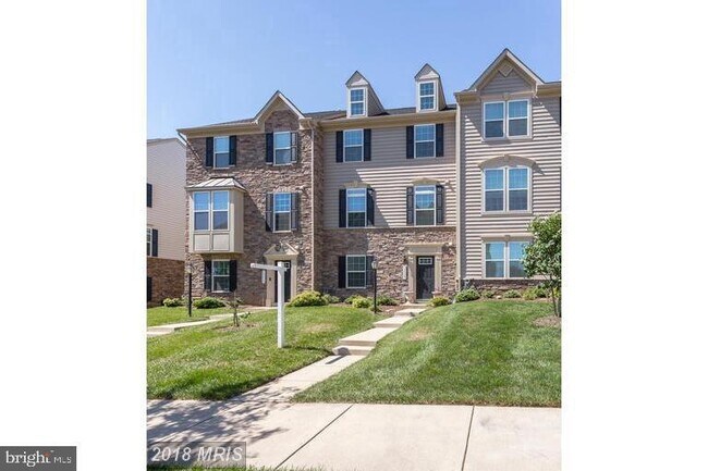 Building Photo - 13557 Handel Pl