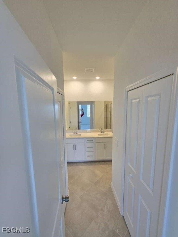 Building Photo - 14947 White Pearl Rd