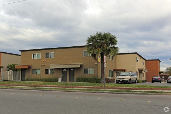 Building Photo - Madison Manor Apartments