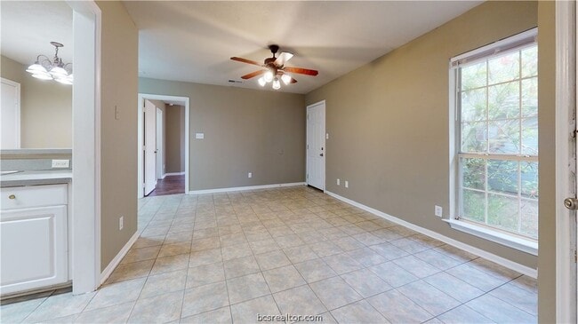 Building Photo - 1143 Oney Hervey Dr