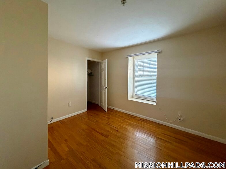 Building Photo - 712 Shawmut Ave