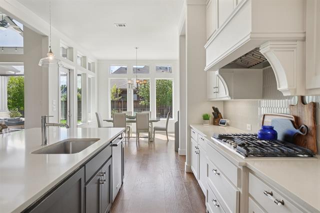 Building Photo - 261 Carrington Dr