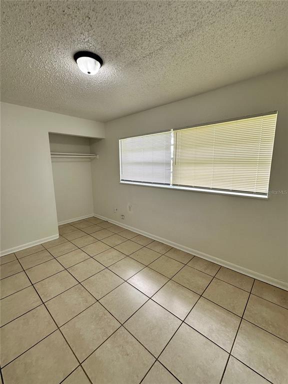 Building Photo - 1406 Heber Cir