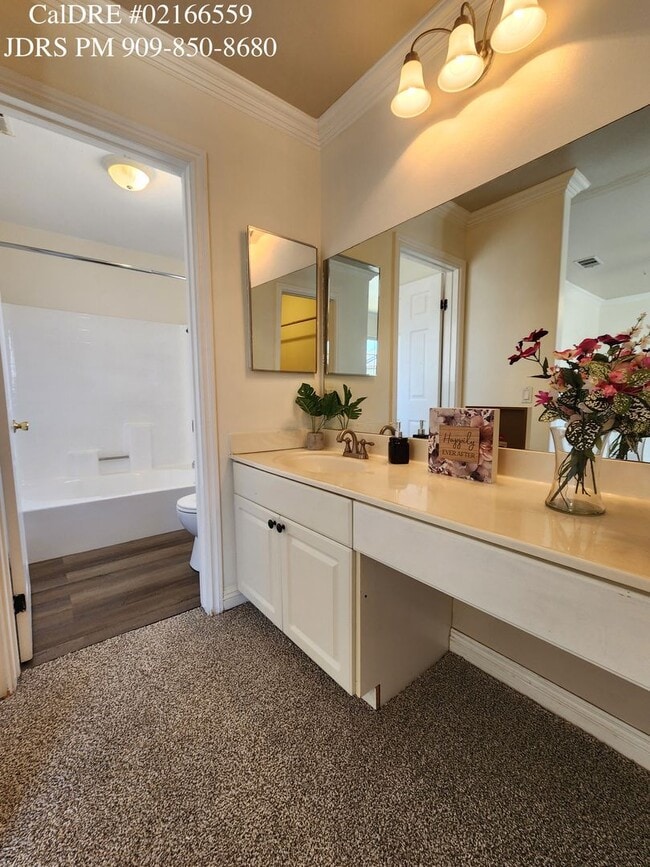 Building Photo - Price Lowered! Fontana 3 Bedroom Home