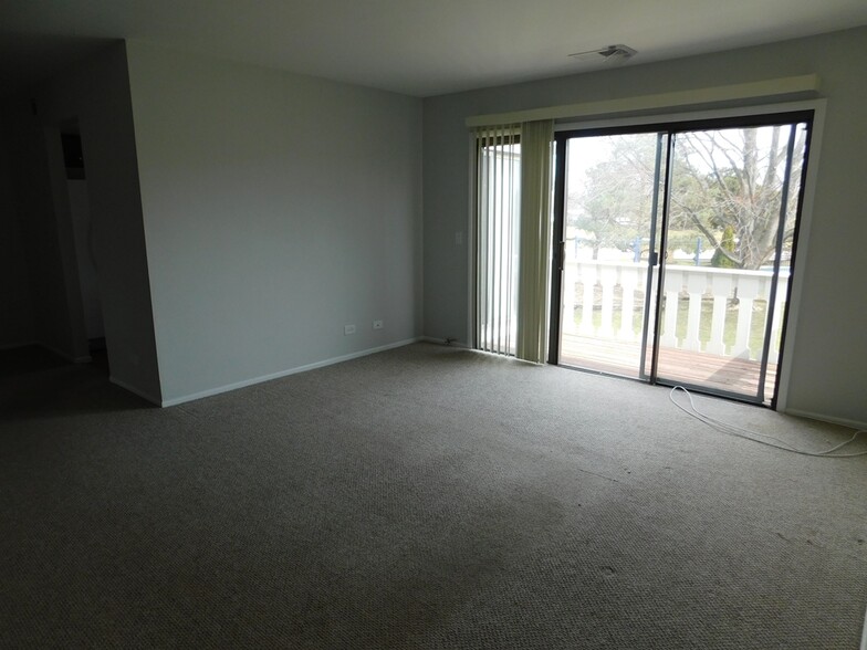 Building Photo - 573 Greystone Ln