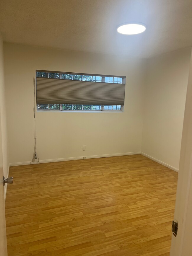 Bedroom 2 (top down bottom up shades in all rooms) - 1937 S Bedford St