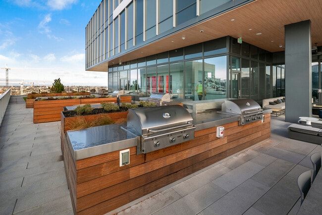 Building Photo - 1808 Minor Ave