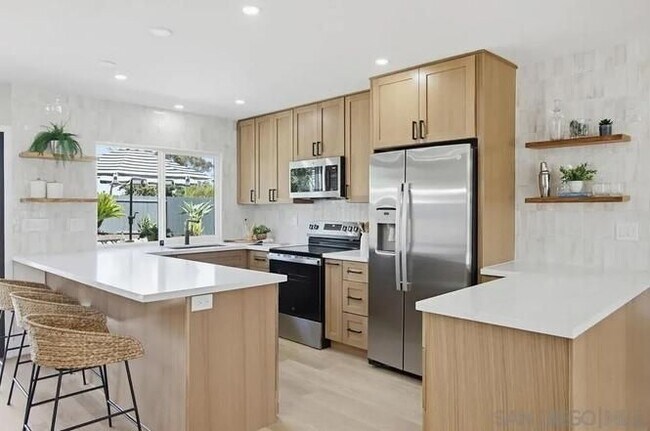 Building Photo - 7415 Bovet Way