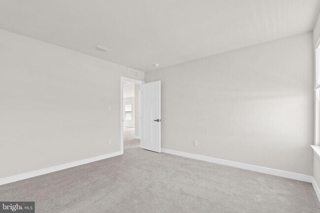 Building Photo - 105 Weston Dr