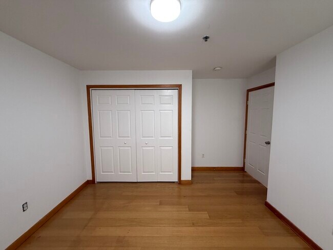Building Photo - 101-103 Polk St #2, Newark, NJ 07105