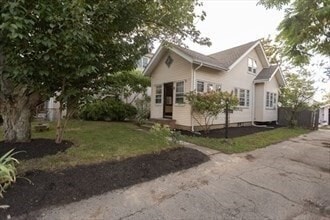 Primary Photo - 29 Oval Rd