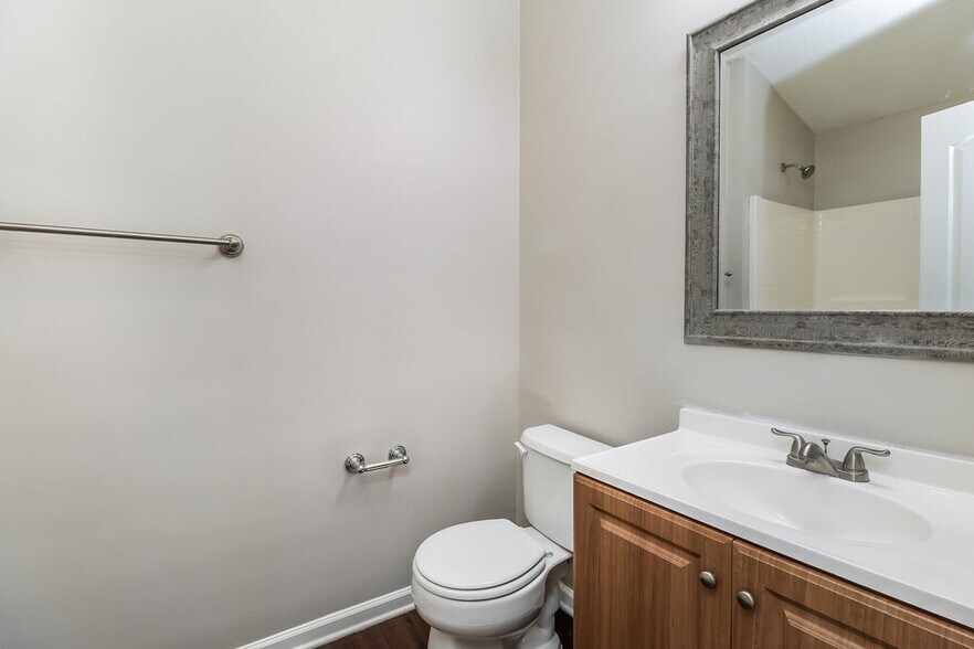 Building Photo - 11206 Amber Glen Dr