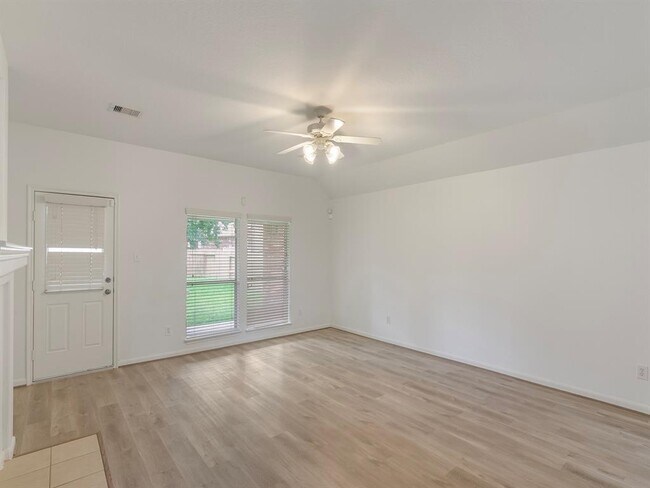 Building Photo - 51 N Regan Mead Cir