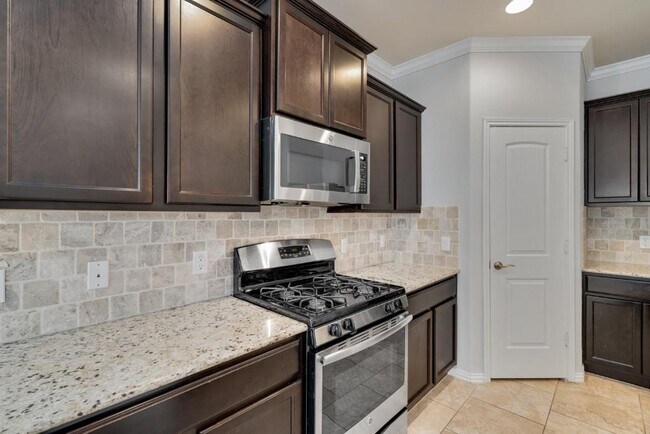 Building Photo - 5704 Arbor Hill Ln