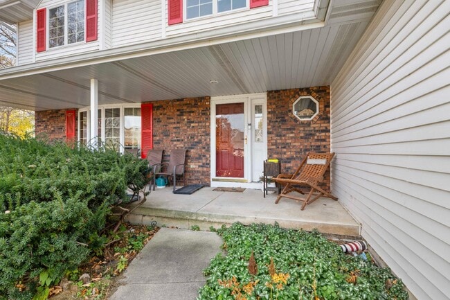 Building Photo - 1853 Wallinford Dr