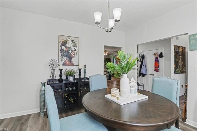 Building Photo - 326 Sedium Ln