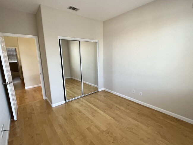 Building Photo - 603 Rockingham Ln