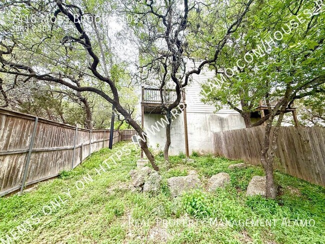 Building Photo - 7418 Moss Brook Dr