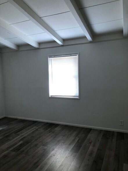 Building Photo - 930 Calhoun Pl