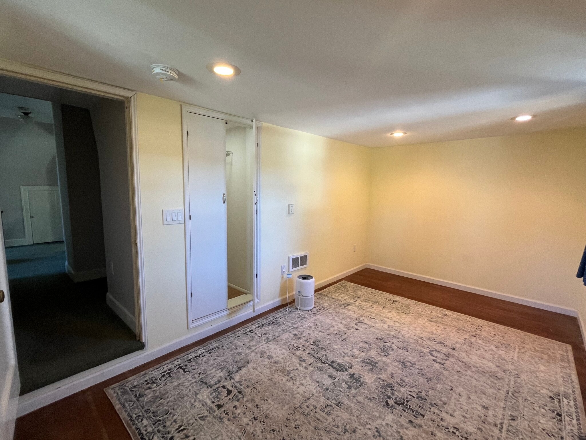 Bedroom 2 - 915 John Adams St
