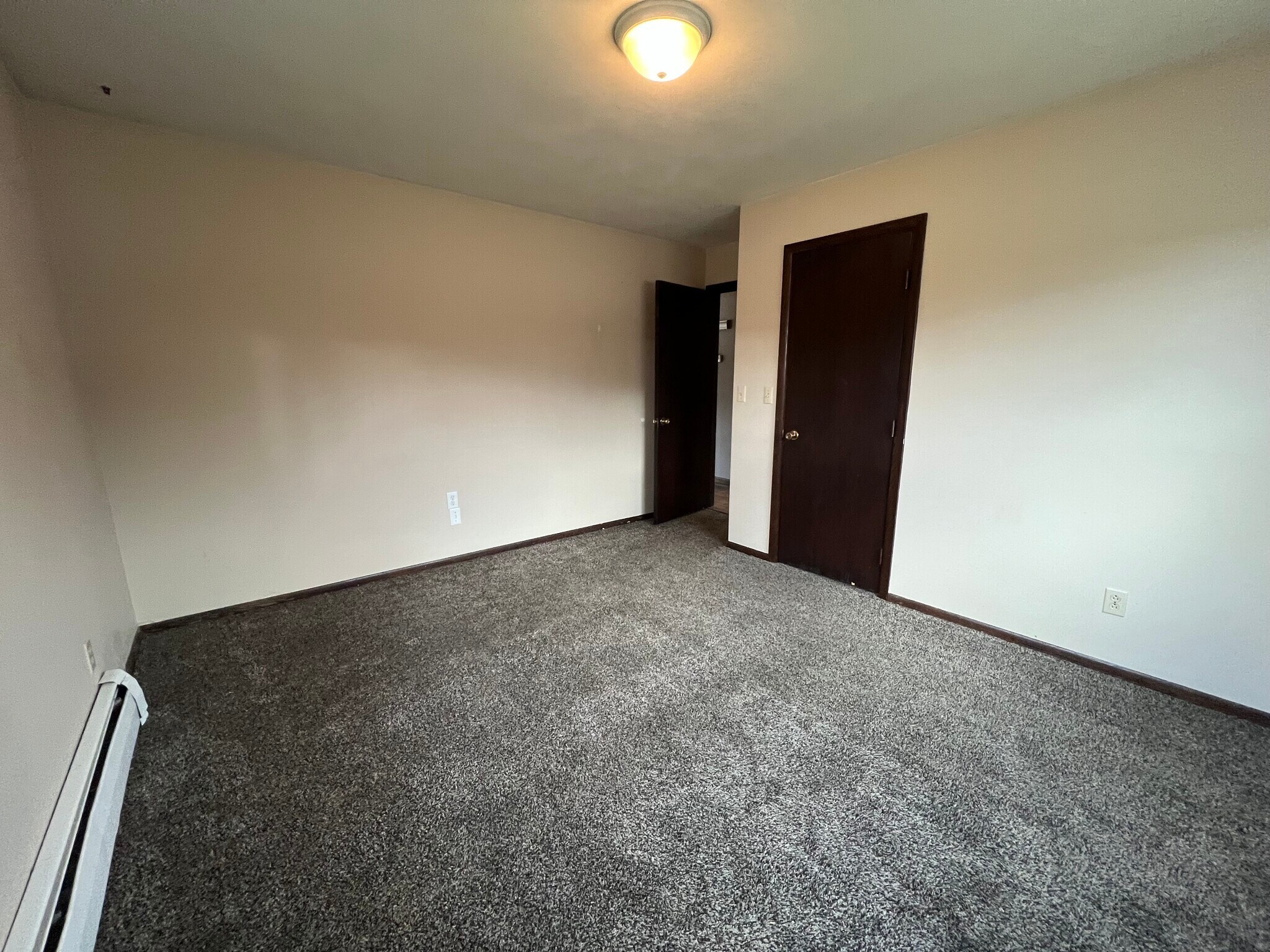 Master Bedroom - 5415 Schmutzler St