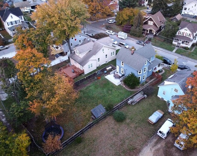 Building Photo - 4706 Grindon Ave