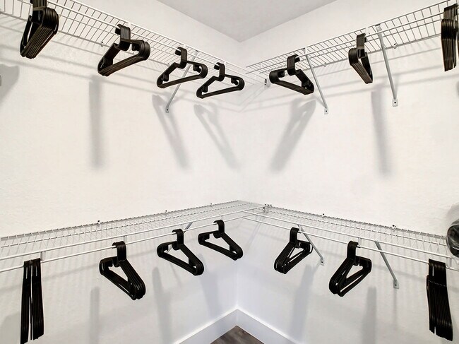 Building Photo - Westpointe Boulevard, Orlando, FL 32835 - 2 BR 2 BA condo